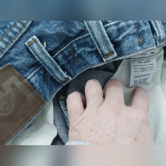 Lee Regular Fit Jeans - Picture 7 of 9